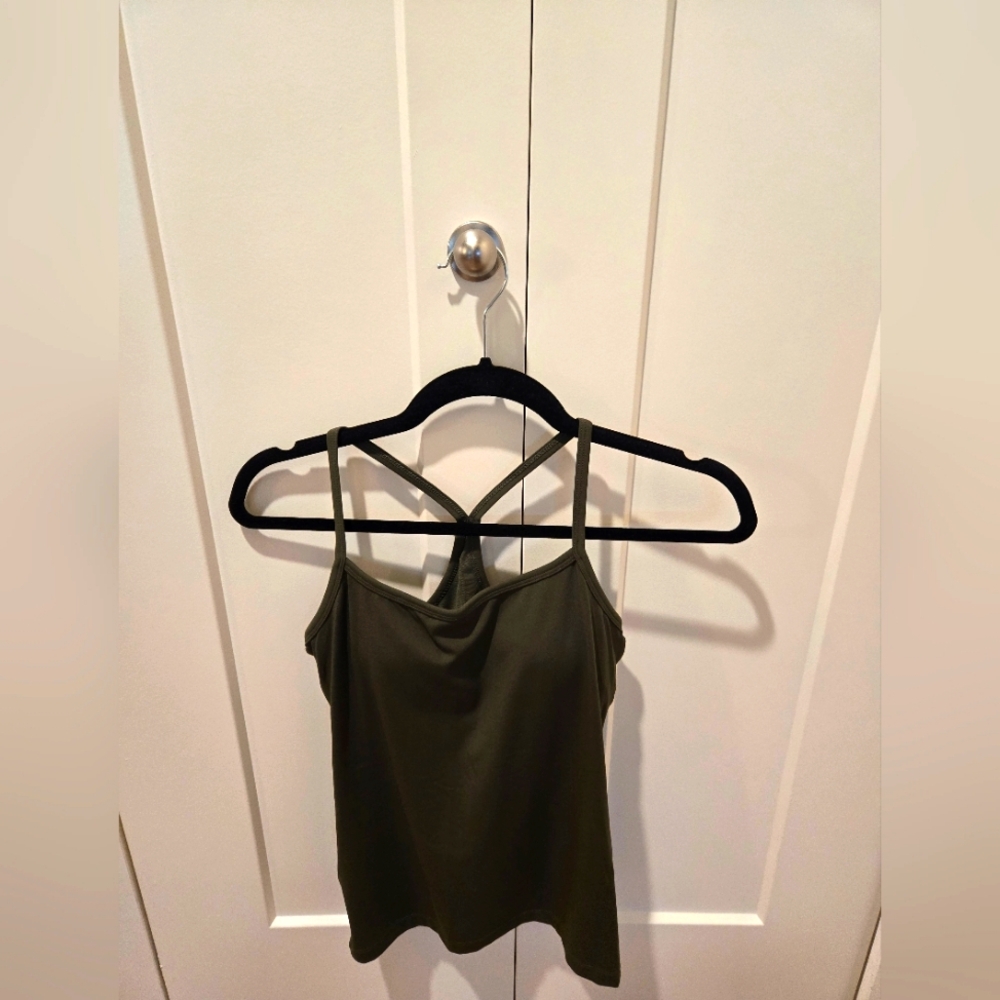 Offline By Aerie Womens Green Racerback Tank Top Size M NWT